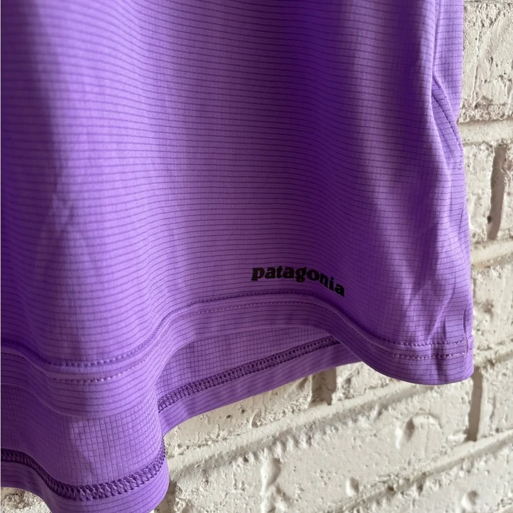 Patagonia Women’s V-Neck Short Sleeve Color Block Purple Top Large - Picture 4 of 9